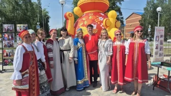 Сотрудник БУ «Советская психоневрологическая больница» Владимир Слойка принял участие в масштабном событии – «Фестивале русского гостеприимства», прошедшем в г. Урае.