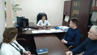 Национальный проект «Здравоохранение» нацелен на ликвидацию кадрового дефицита в медицинской отрасли и повышение престижа профессии медицинского работника.