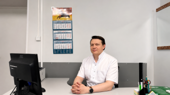 В честь Дня медицинского работника мы продолжаем знакомить вас с нашими замечательными сотрудниками – людьми, которые ежедневно помогают пациентам возвращаться к полноценной жизни, дарят поддержку и надежду
